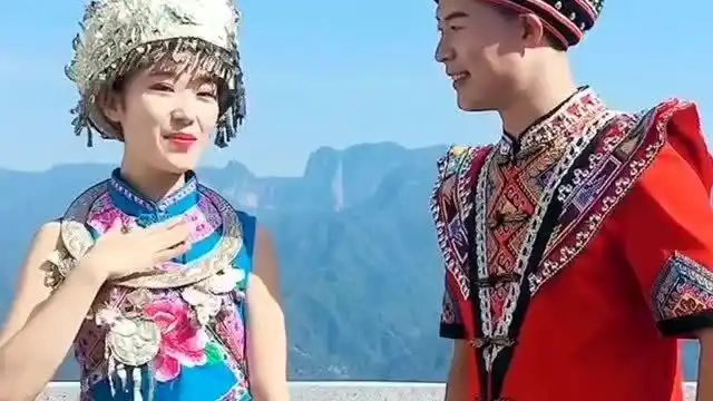 阿哥阿妹对唱《云南山歌》六口茶