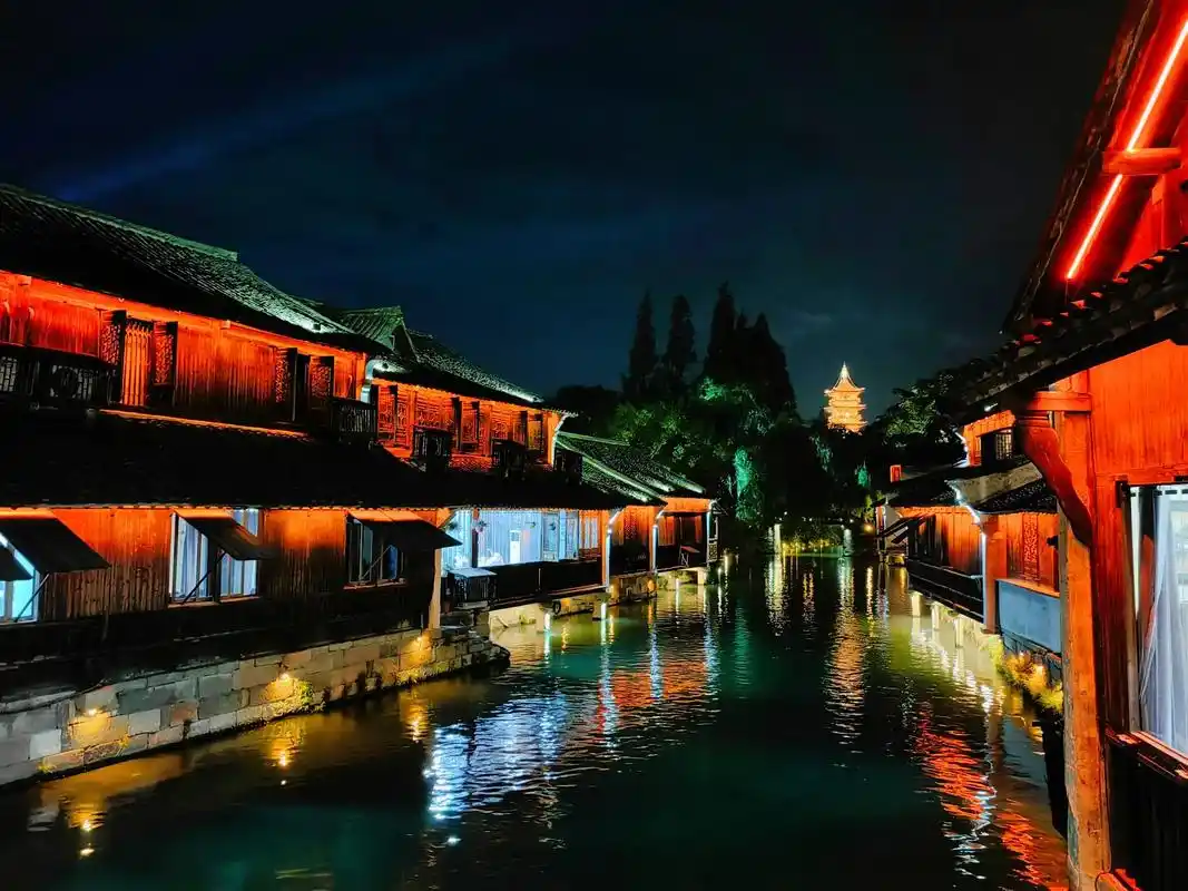 在来乌镇之前,我其实只是被他的风景吸引而来,而且 - 抖音