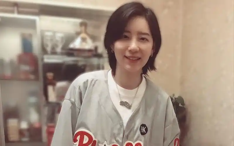 【李斯丹妮】0426生日直播p1