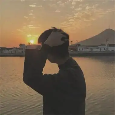 男生头像伤感孤独头像真人有意境的帅气男生气质高清图片