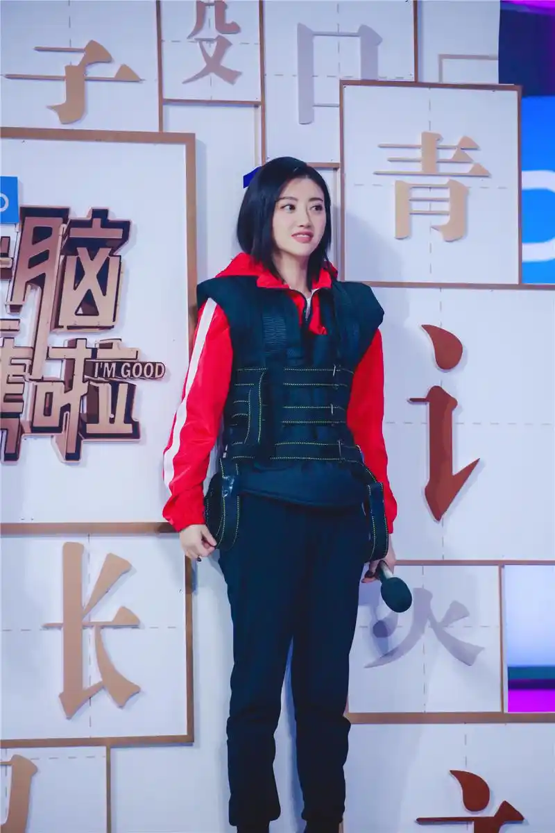 景甜快乐大本营谈养生互送创意礼物引期待