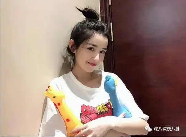 新疆小花否认被大佬玩进医院可你们认识她吗