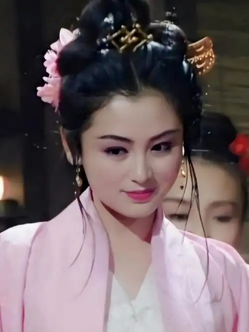 陈红在《三国演义》中饰演貂蝉(倾国倾城的美貌网友直呼太惊艳) - 品