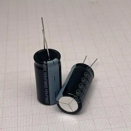 300v6800uf 450v150uf 63v2200uf电容器420v150uf 电解电容器现货