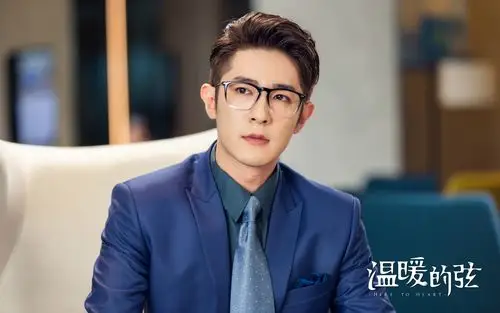 出走和归来总一个样子 留在这里不与人知的大男孩——季肖冰