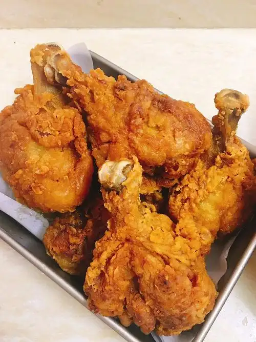 不用炸鸡粉也可以炸出酥脆炸鸡腿外酥里嫩越吃越过瘾