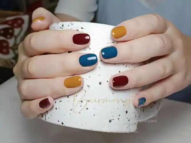 美甲秋冬美甲跳色