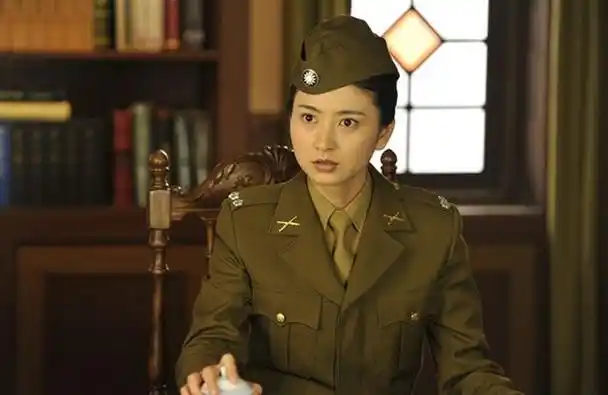 《黎明前的抉择》中左少卿右少卿扮演者是谁?该剧导演和编剧是谁