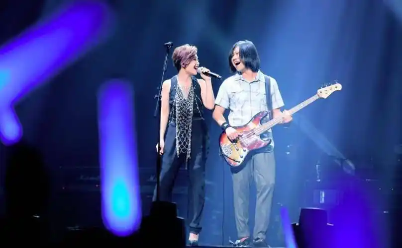 梁静茹和玛莎的绯闻传了四年.(互联网)