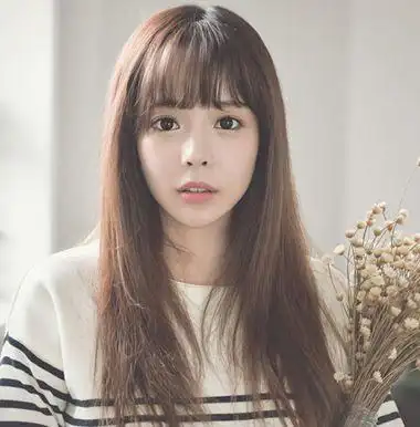 脸长头发少的女生适合什么发型 脸长头发少适合什么样的发型图片