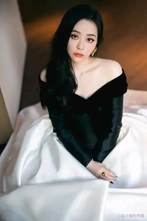 单身的张靓颖越来越漂亮了