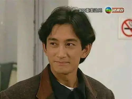 那些我被惊艳到想告别单身的瞬间,49位港星的盛世美