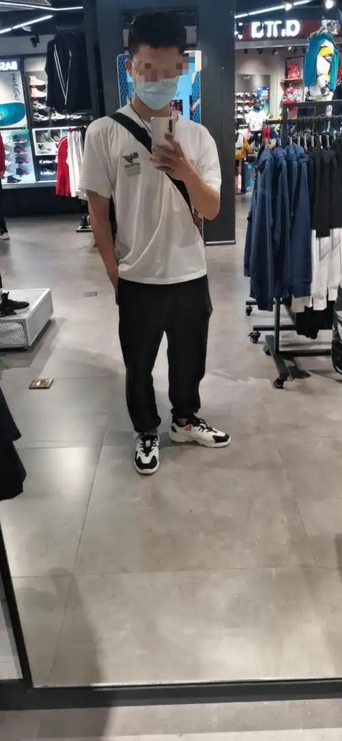 165130斤男生求穿搭指南