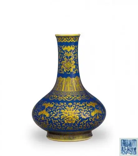 清道光 祭蓝描金缠枝莲纹荸荠瓶 - 陶珎—明清瓷器艺术 - 中国嘉德
