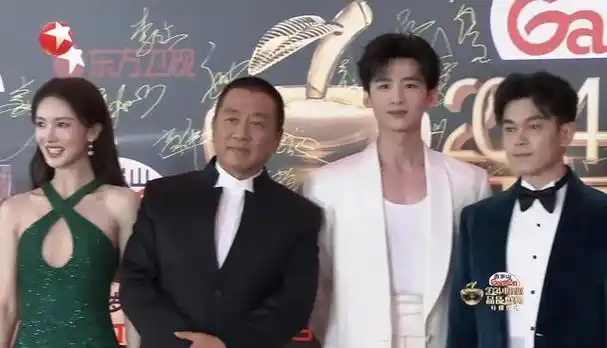 上海这一夜唐嫣张雨绮性感龚俊显俏皮周迅装扮引发热议