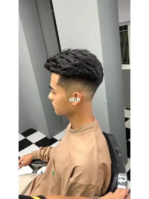 男生美式渐变37侧背头