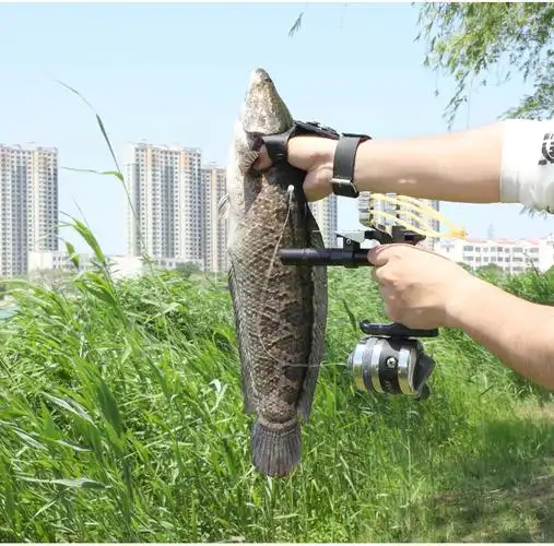 新款射鱼神器打鱼弹弓高精度射鱼器套装鱼鳔箭捕鱼弹工大全射鱼器