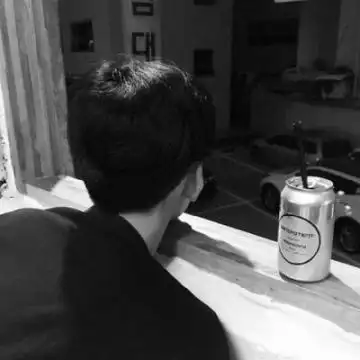 2019个性头像男生背影黑白高清图片细水长流把日子过透