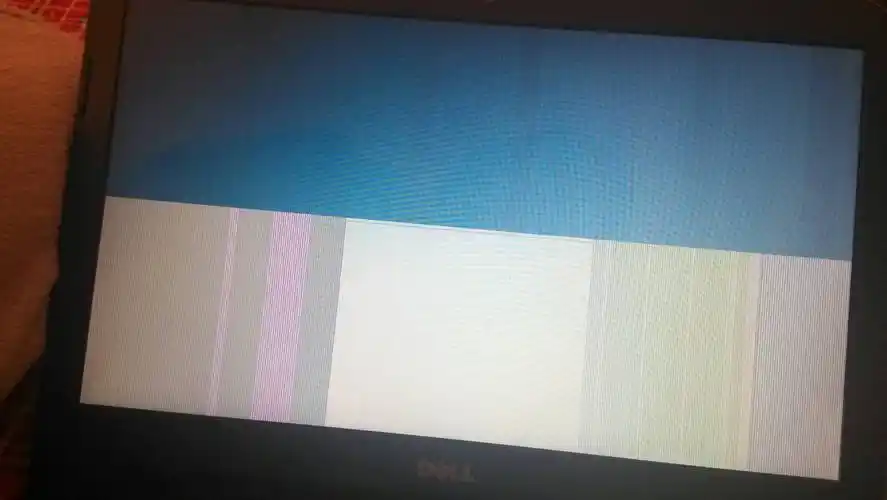 电脑屏幕花屏,不知道什么原因,怎么办呢