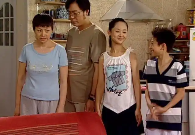 《家有儿女》所有的剧情,都是围绕夏东海和刘梅这个"重组家庭"而生的.