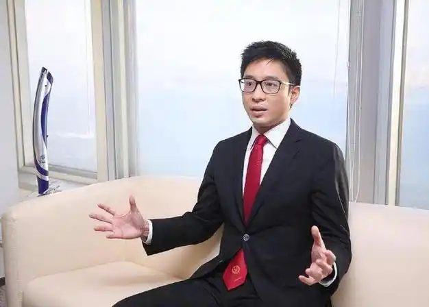 中国香港男足爆冷成功击败了伊朗入4强霍启山成为了大赢家