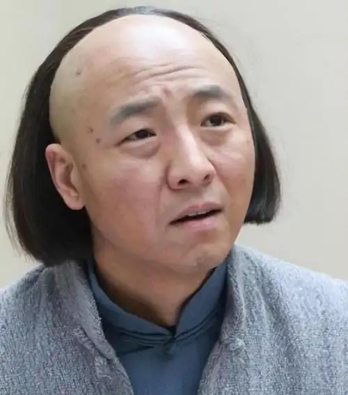 看看窦唯,老狼的现状,才发现周晓鸥已经走上了另一条"大道"