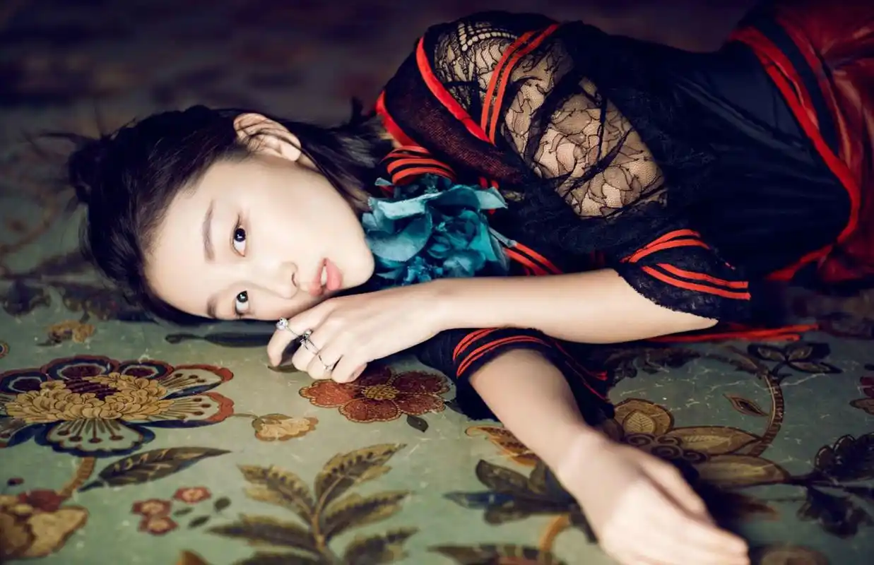 周冬雨多高啊多重(事实证明,"飞扬跋扈"的周冬雨,已经在另一个圈子里