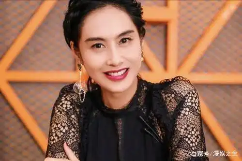 著名女演员朱茵:一朝婚姻失败愧对女儿,晚年再婚后变得幸福