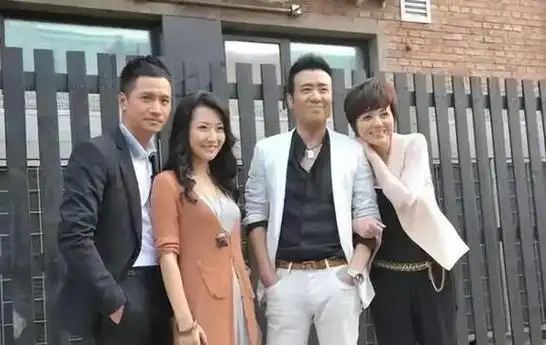 著名演员于和伟:这辈子最正确的决定,就是娶了平凡妻子共度余生