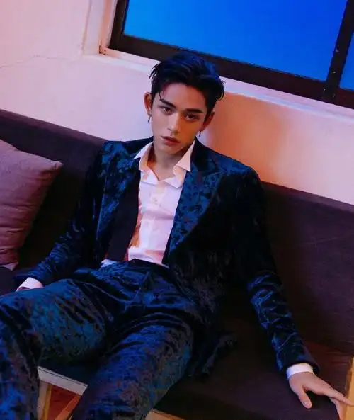 黄旭熙0406公开五周年##黄旭熙公益正能量