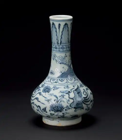 明宣德凤穿牡丹纹长颈瓶