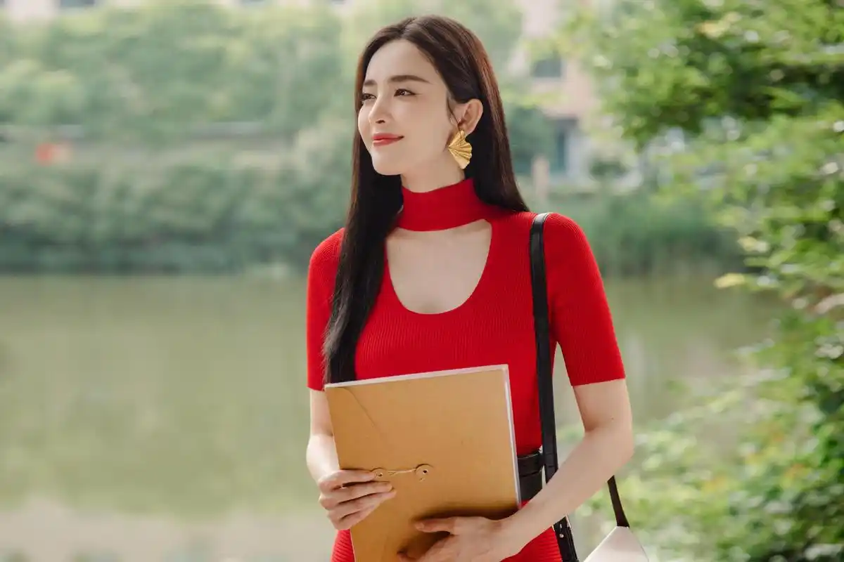 尘埃落定》:李现或将首搭古力娜扎 李现或将出演新丽出品的年代大剧