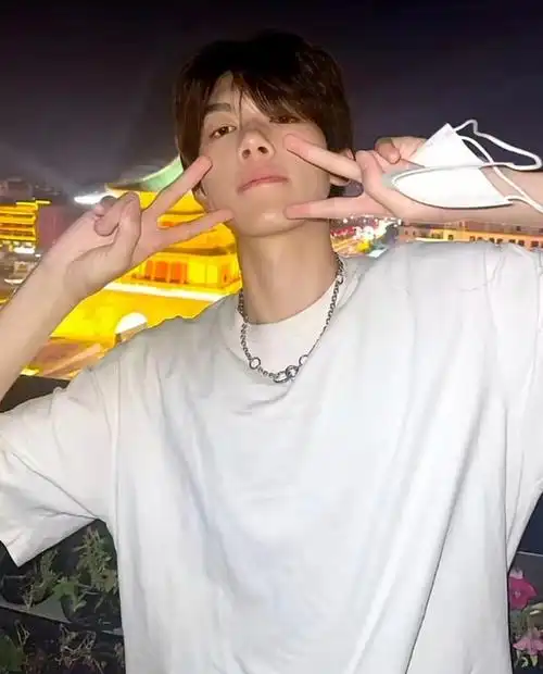 西安交大一男生火了19岁获得了清华直博offer网友影响心情