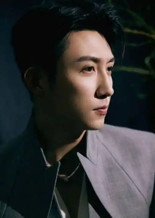 榜妹热线 | 杨幂安排?黄景瑜新戏,范丞丞资源,谢可寅电影