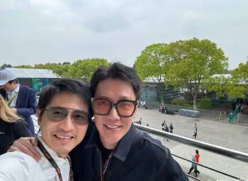 冯绍峰带娃尽显父爱,亲子运动会展现暖心一面|亲密|娱乐圈|好父亲