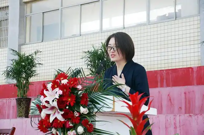 舒城中学隆重举行2023届高三毕业典礼