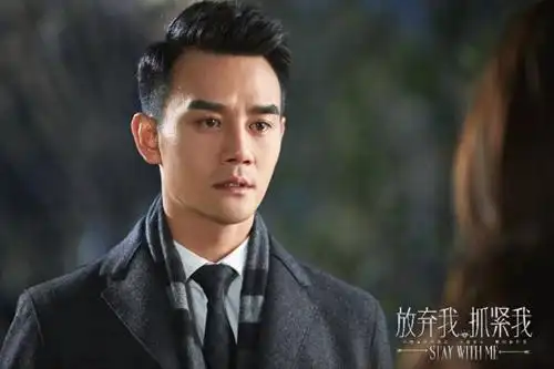 《放弃我抓紧我》王凯最新剧照 360度无死角演绎霸道总裁(图文)