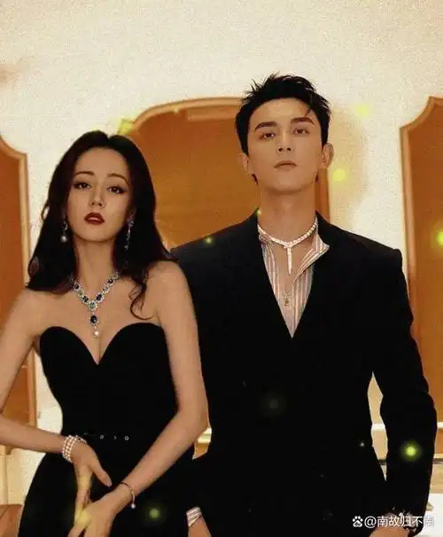 吴磊:一句话就化解迪丽热巴的年龄焦虑,凭实力带着姐姐暴富