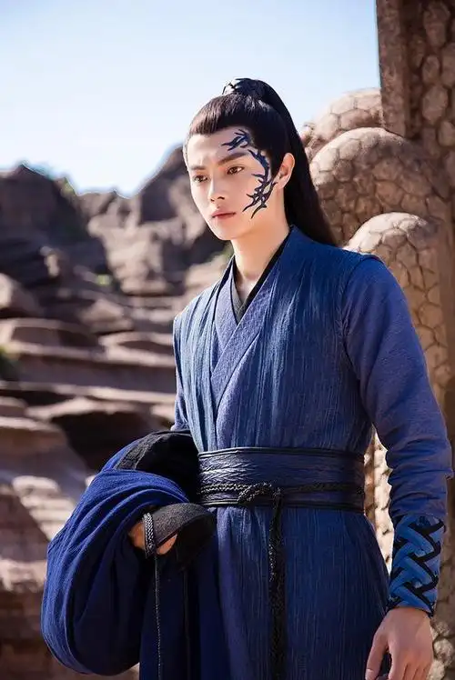 许凯古装造型6:许凯饰演《招摇》厉尘澜