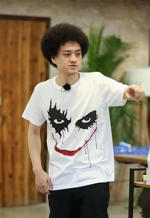 以为他们只是退出歌坛其实却已悄然离逝再也见不到的6位歌星