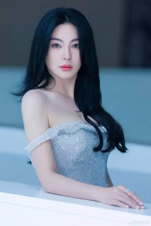 张雨绮这身材真是好到犯规啊!