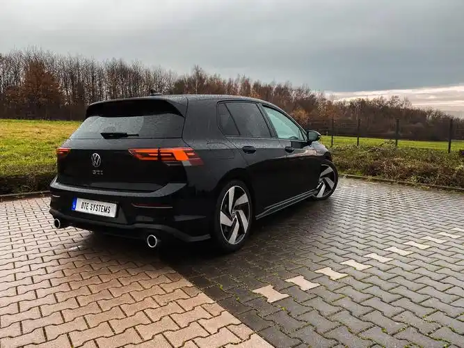 2021款大众高尔夫gti获得俱乐部运动级动力53秒达到062英里每小时