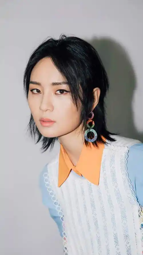 高清湖南长沙美女周笔畅图片高清手机壁纸