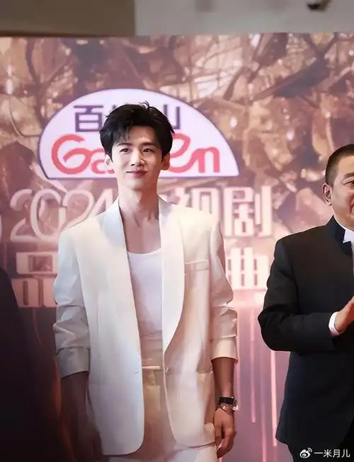 电视品质盛典金晨关晓彤李沁唐嫣比美胡歌白敬亭吴磊男神范