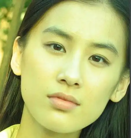 黄圣依的资料(黄圣依个人资料百度百科)-起名网