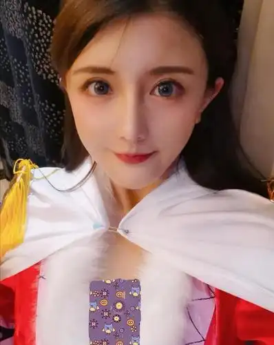 古阿扎直播5分钟禁播2次,杰尼龟上衣惹祸,粉丝:不截图等啥?