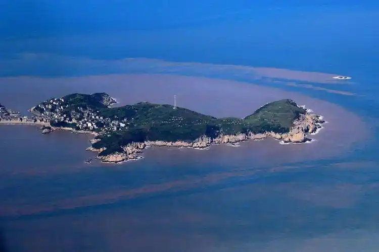 浙江第一大岛,中国第四大岛,最高点海拔503.6米,人口近42万_岛屿