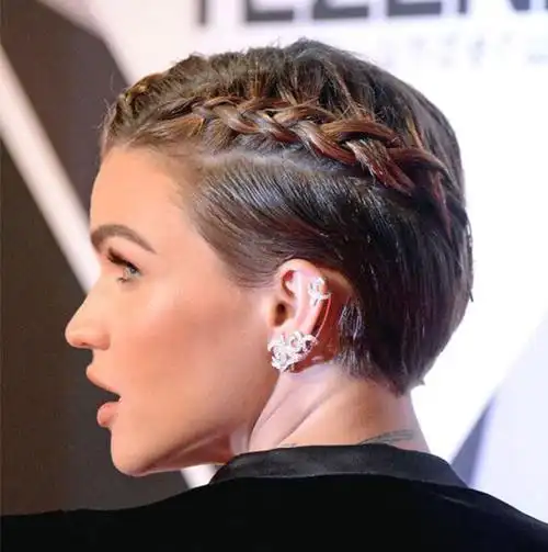 超好看短发编发图片大全片