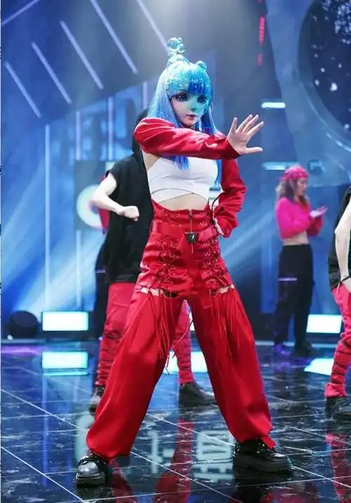 《蒙面舞王》第二赛段开启,周笔畅加盟,"银河""宇宙"两大战队集结