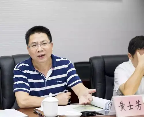 调研评审活动为提升公园文化内涵出谋划策航城街道党工委书记龚建荣
